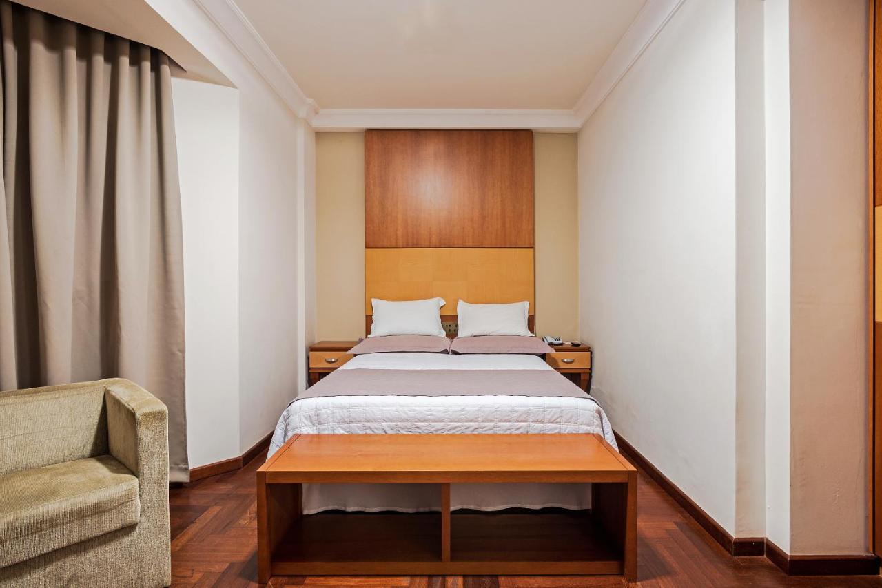 Astron Ponta Grossa Plaza By Nobile Hotel Exterior photo